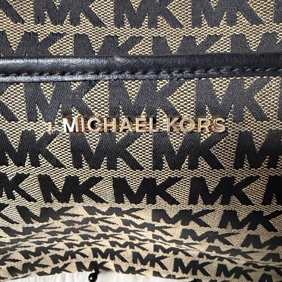 Michael Kors Signature Black and Tan Crossbody Bag - Picture 2 of 5